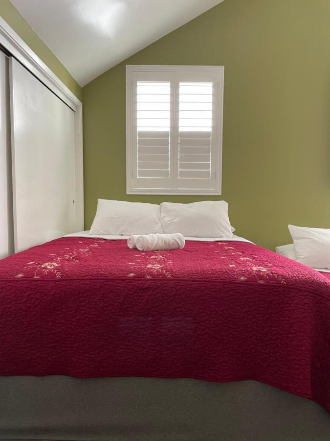 Séjour chez l'habitant Private Large La Bedroom W Private Full Bathroom Or Half-bathroom - Tv - Ac - Wifi - Private Fridge Near Usc - Exposition Park - Usc Memorial Coliseum - Banc Of California Bmo Stadium - Downtown Angeles Dtla - Of Southern California Us *