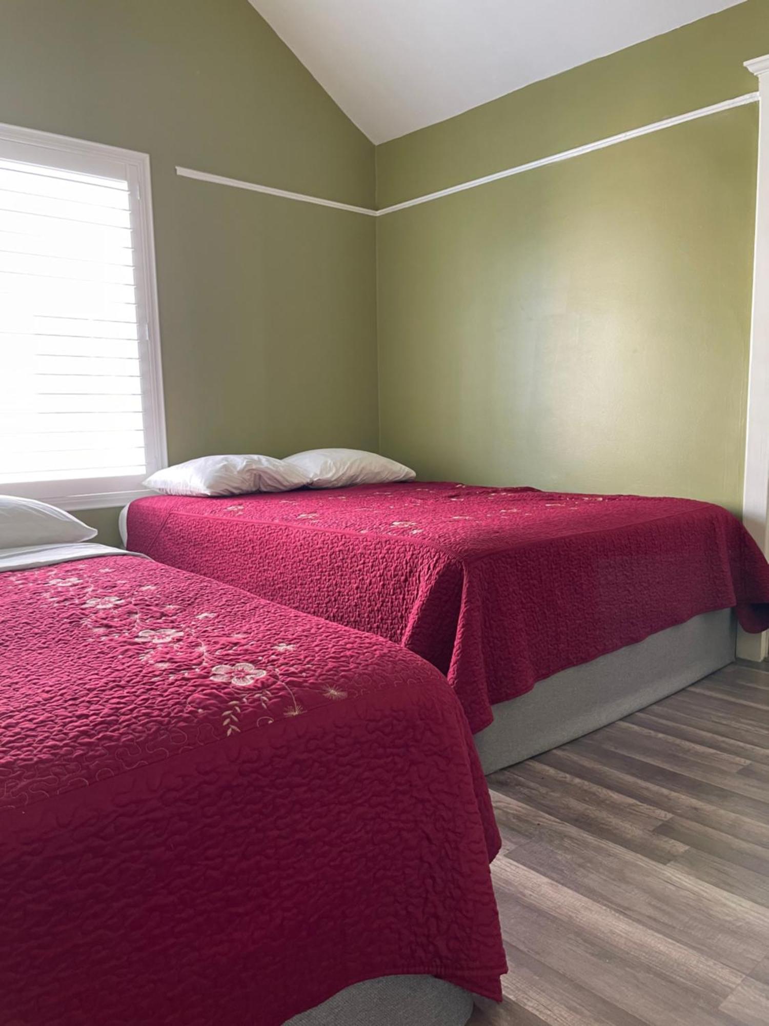Private Large La Bedroom W Private Full Bathroom Or Half-bathroom - Tv - Ac - Wifi - Private Fridge Near Usc - Exposition Park - Usc Memorial Coliseum - Banc Of California Bmo Stadium - Downtown Angeles Dtla - Of Southern California Us Séjour chez l'habitant