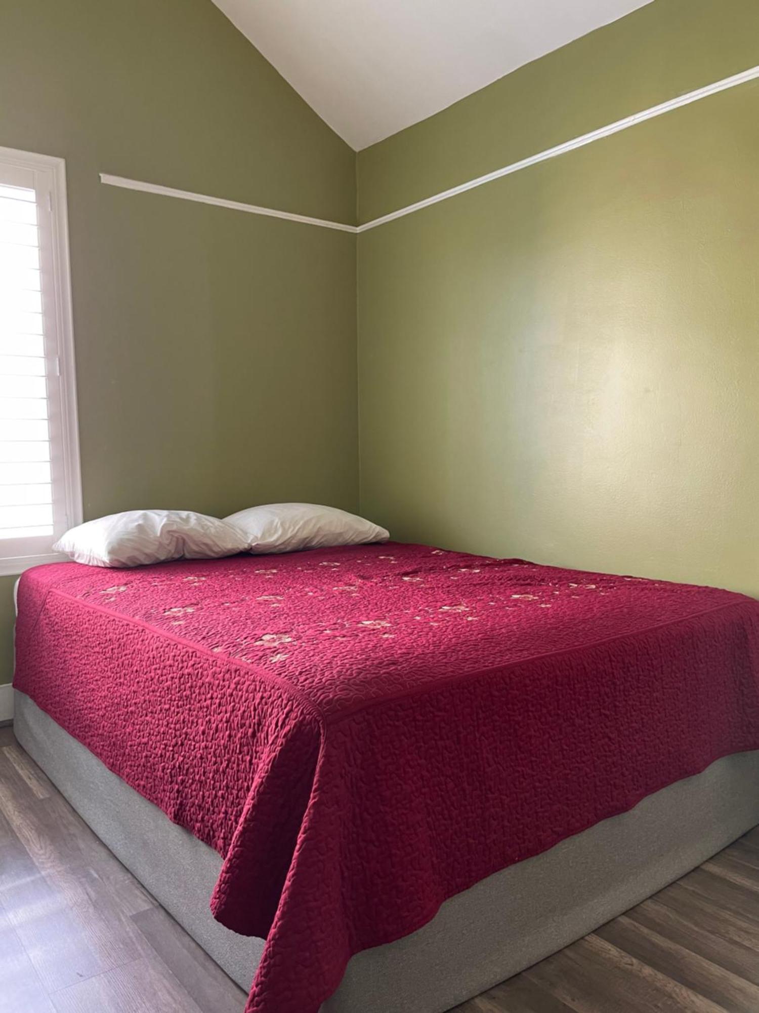 Private Large La Bedroom W Private Full Bathroom Or Half-bathroom - Tv - Ac - Wifi - Private Fridge Near Usc - Exposition Park - Usc Memorial Coliseum - Banc Of California Bmo Stadium - Downtown Angeles Dtla - Of Southern California Us Séjour chez l'habitant