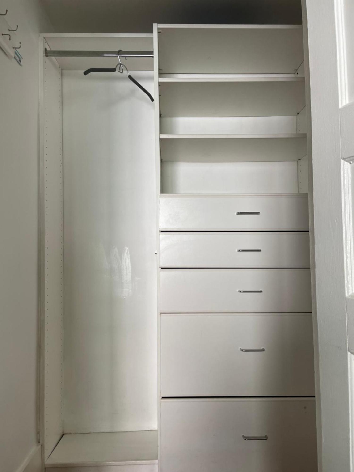 Séjour chez l'habitant Private Large La Bedroom W Private Full Bathroom Or Half-bathroom - Tv - Ac - Wifi - Private Fridge Near Usc - Exposition Park - Usc Memorial Coliseum - Banc Of California Bmo Stadium - Downtown Angeles Dtla - Of Southern California Us *